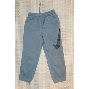 Boys Nike sweatpants